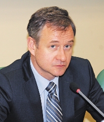 Профессор Б.Э. Малюгин (Москва)