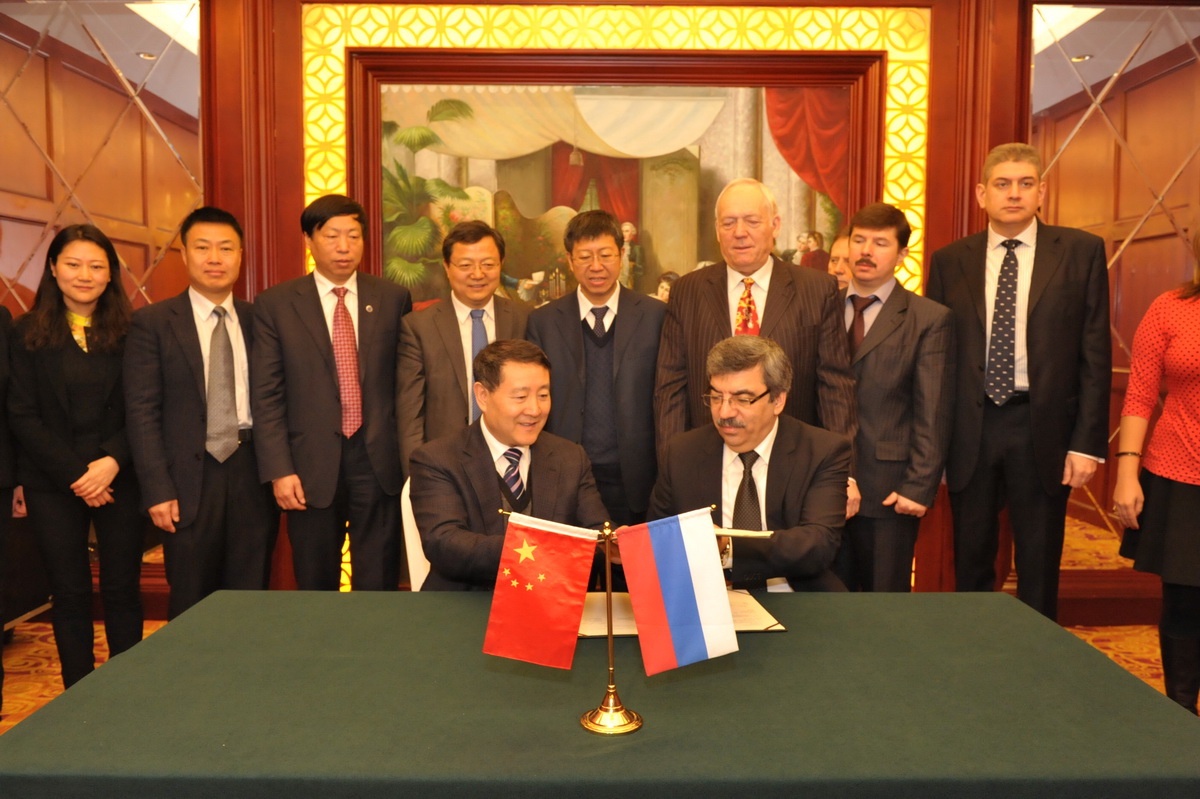 Дело, которому веришь и служишь: Интервью с заместителем генерального директора по научной работе ФГАУ «НМИЦ «МНТК «Микрохирургия глаза» им. акад. С.Н. Федорова» доктором медицинских наук, профессором Назиром Сагдуллаевичем Ходжаевым